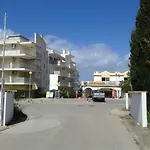 Da Falesia Апартаменты *